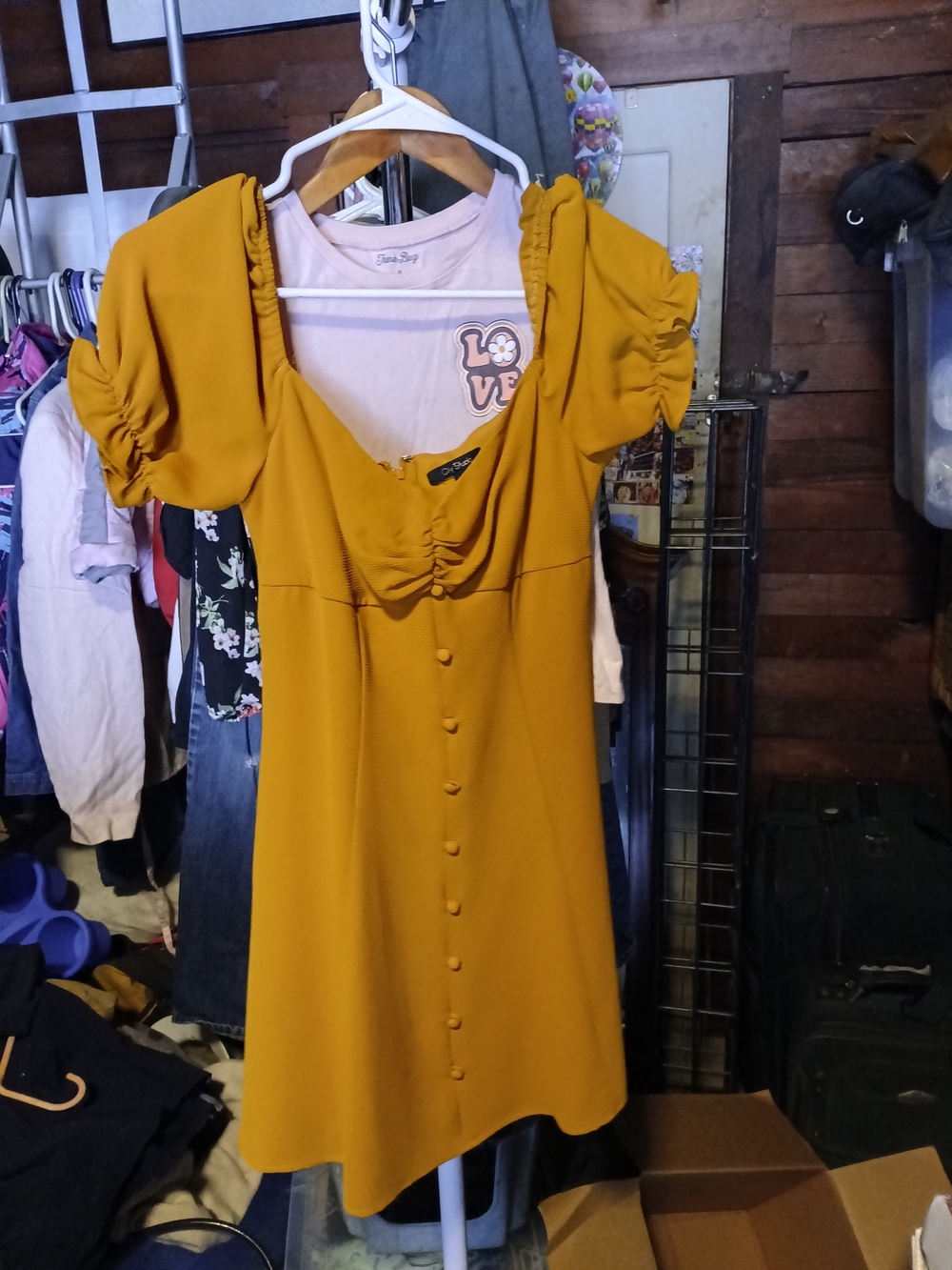 Subcategory identification for women's dress